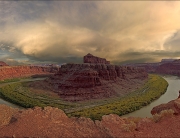 Bend in the Green River - Canyonlands