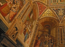 Duamo Library, Siena